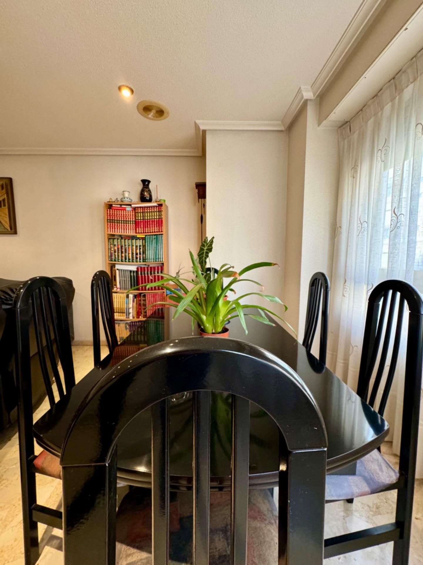 Pis en venda a Pont Nou - Corazón de Jesús