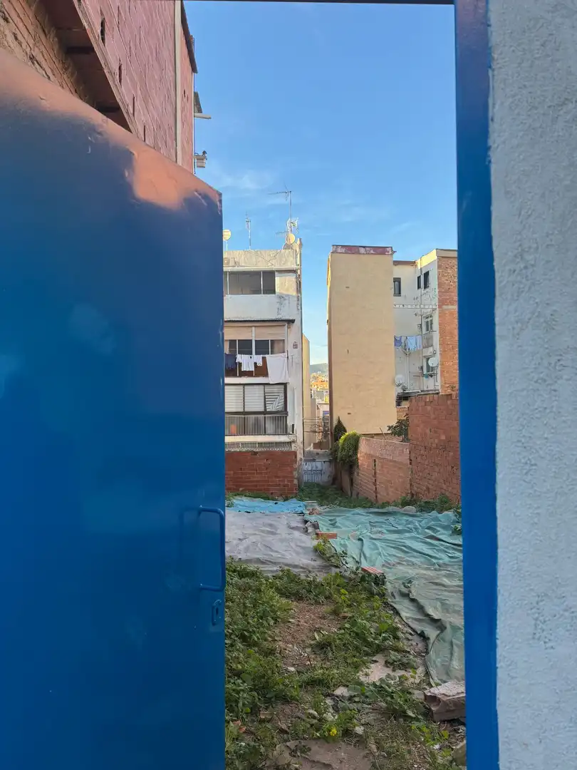 Vista exterior de Residencial en venta en Santa Coloma de Gramenet