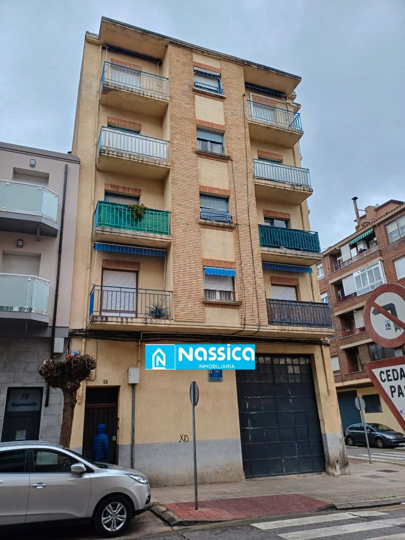 Piso en venta en Calle Espronceda, 16