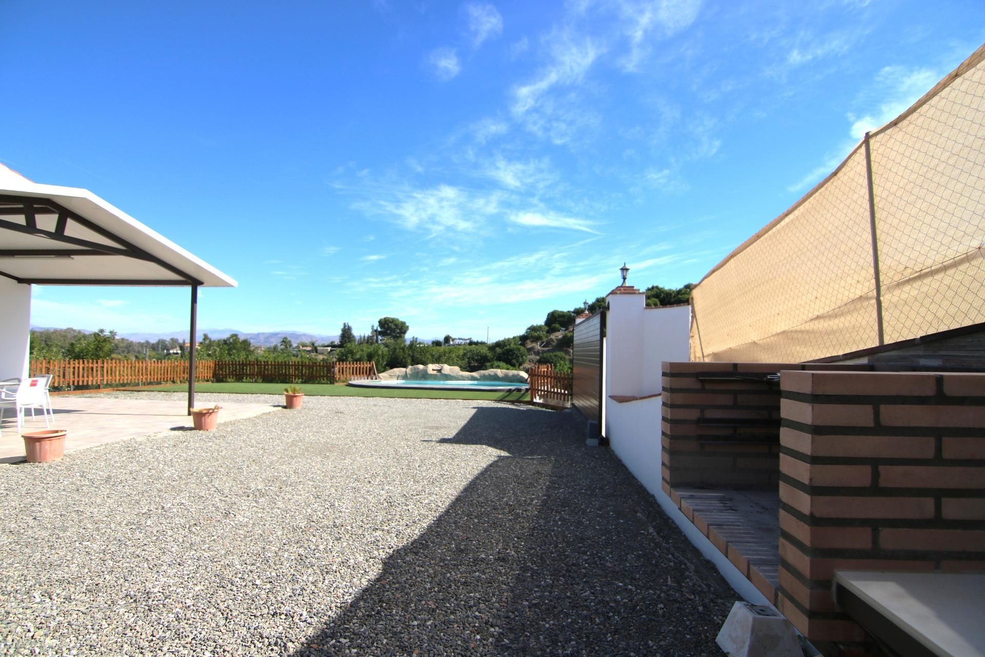 Garden of House or chalet for sale in Coín  with Air Conditioner, Private garden and Terrace