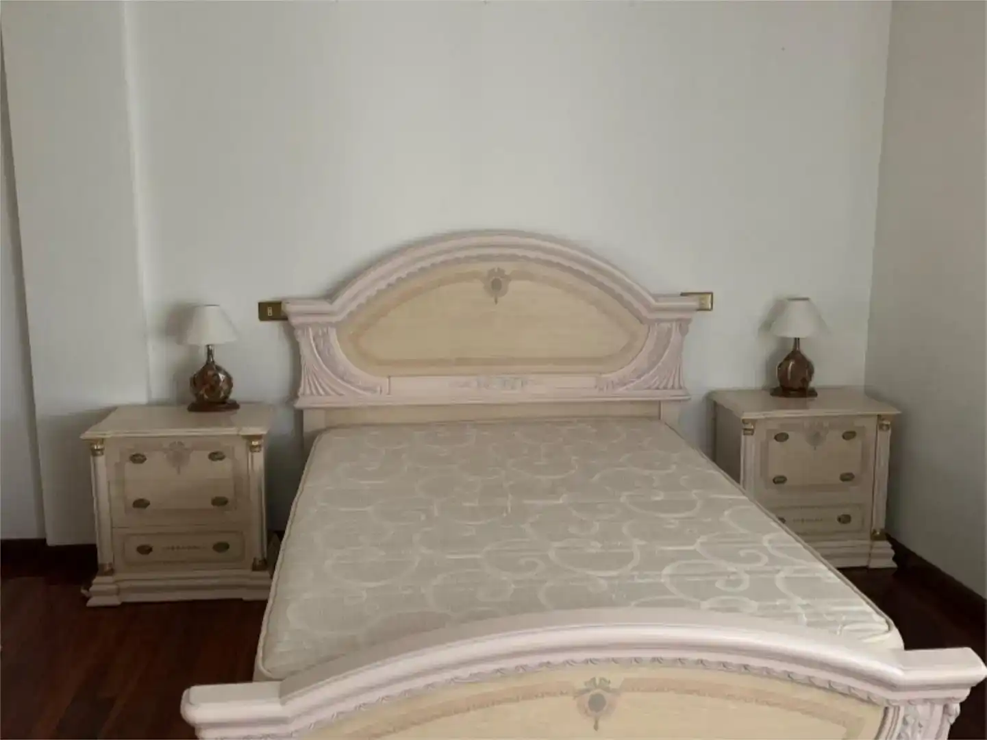 Dormitori de Pis en venda en Chantada amb Parquet, Traster i Moblat