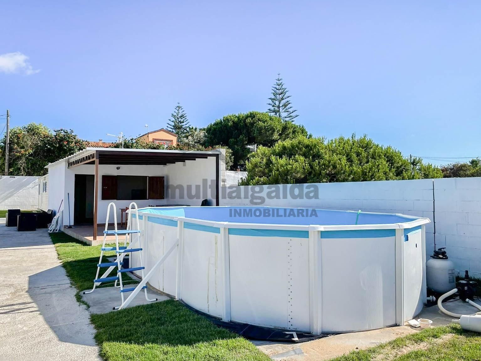 Swimming pool of Country house for sale in Chipiona  with Storage room and Swimming Pool