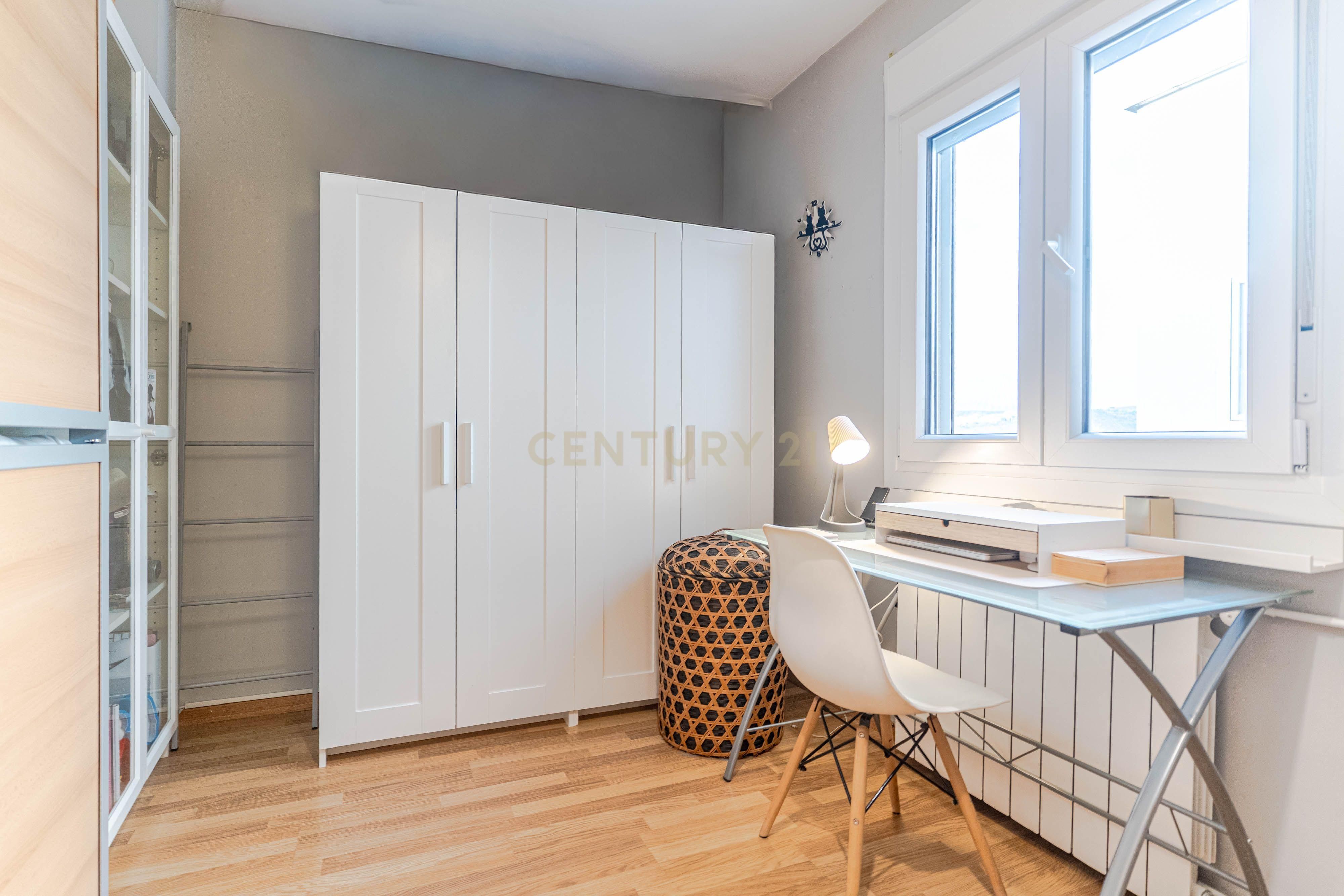 Schlafzimmer von Wohnungen zum Verkauf in Monachil mit Klimaanlage, Abstellraum und Waschmaschine