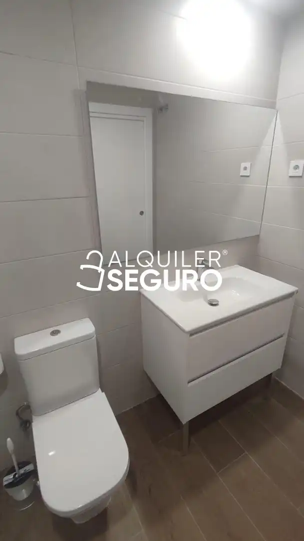 Bany de Pis de lloguer en Tres Cantos amb Aire condicionat, Calefacció i Terrassa