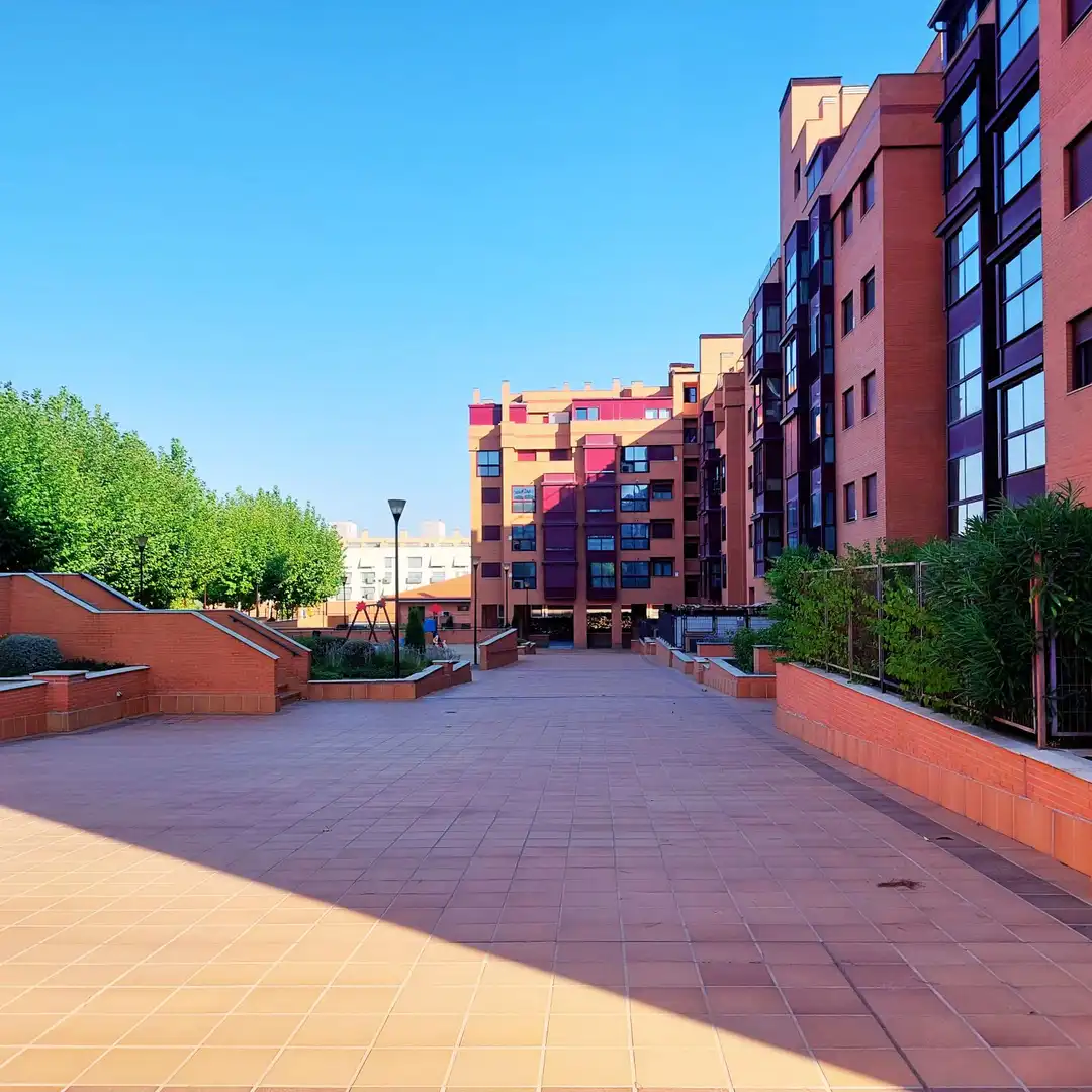 Exterior view of Flat for sale in Madrid  with Air Conditioner, Heating and Terrace
