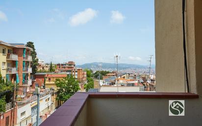 Bedroom of Flat for sale in  Barcelona Capital  with Air Conditioner, Terrace and Balcony