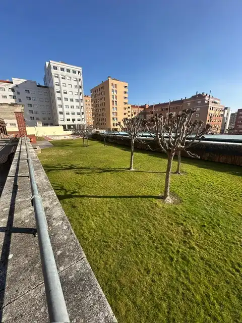 Business premises for sale in Calle Portillejo, imagen 2