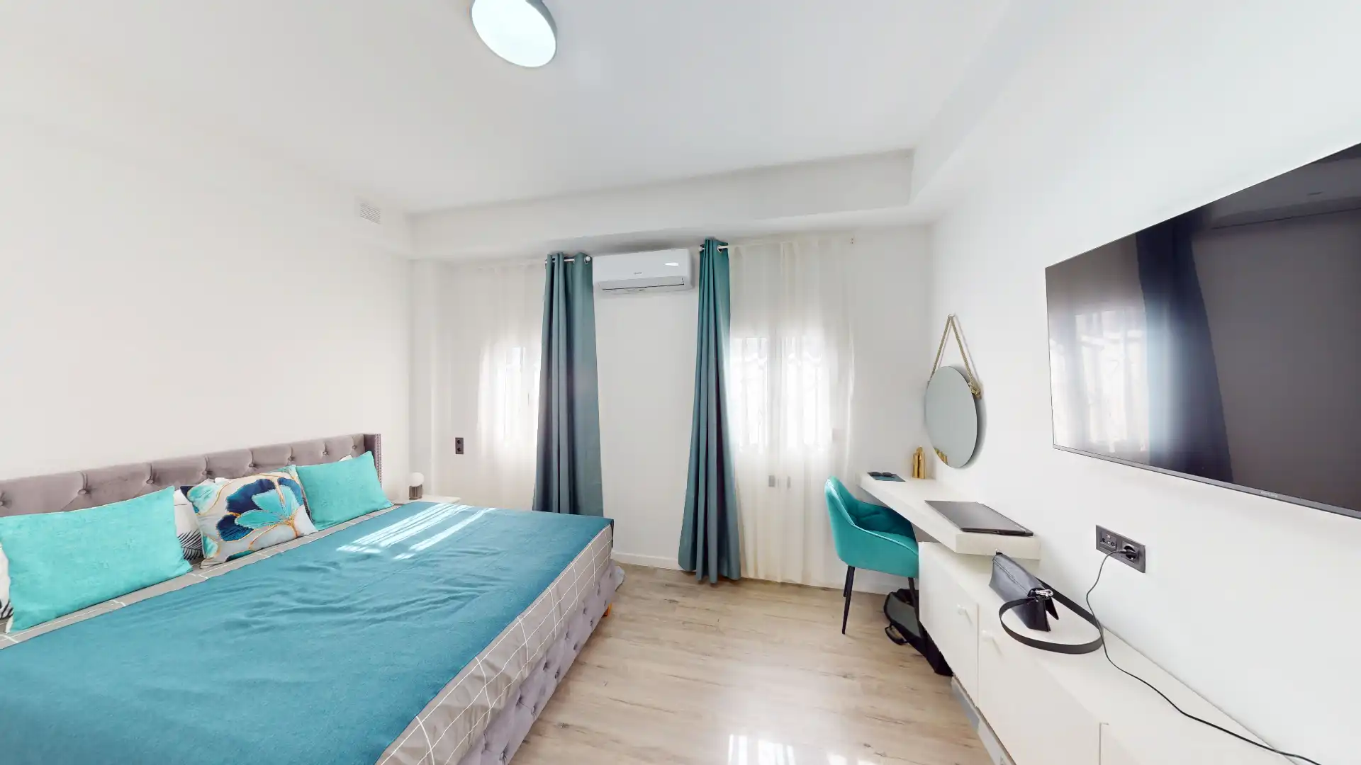 Habitación de Casa o chalet en venta en Almería con Aire acondicionado, Parquet y Trastero