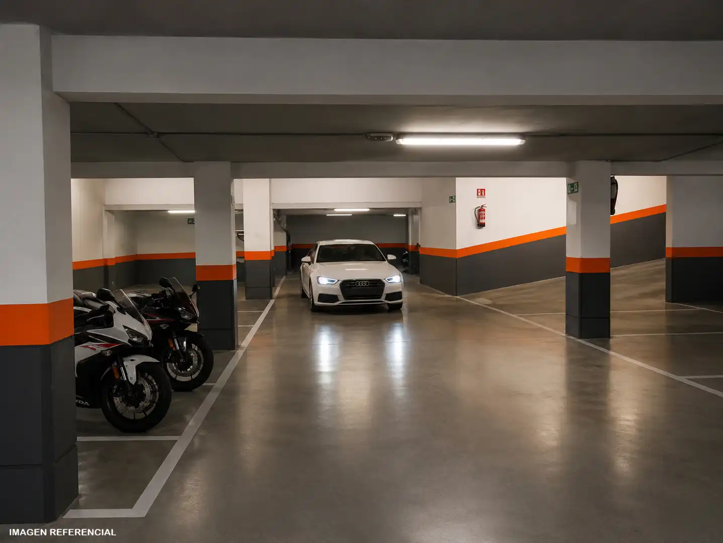 Aparcament de Garatge en venda en Madrid