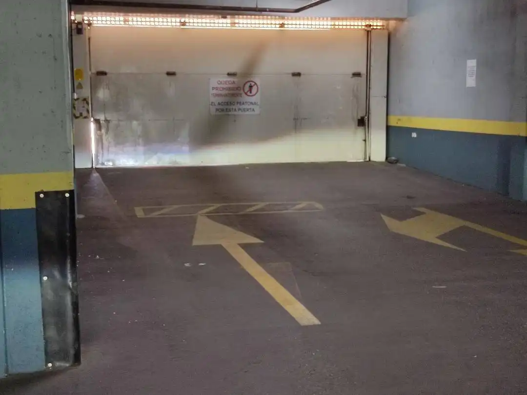 Parkplatz von Garage zum Verkauf in La Moraleja