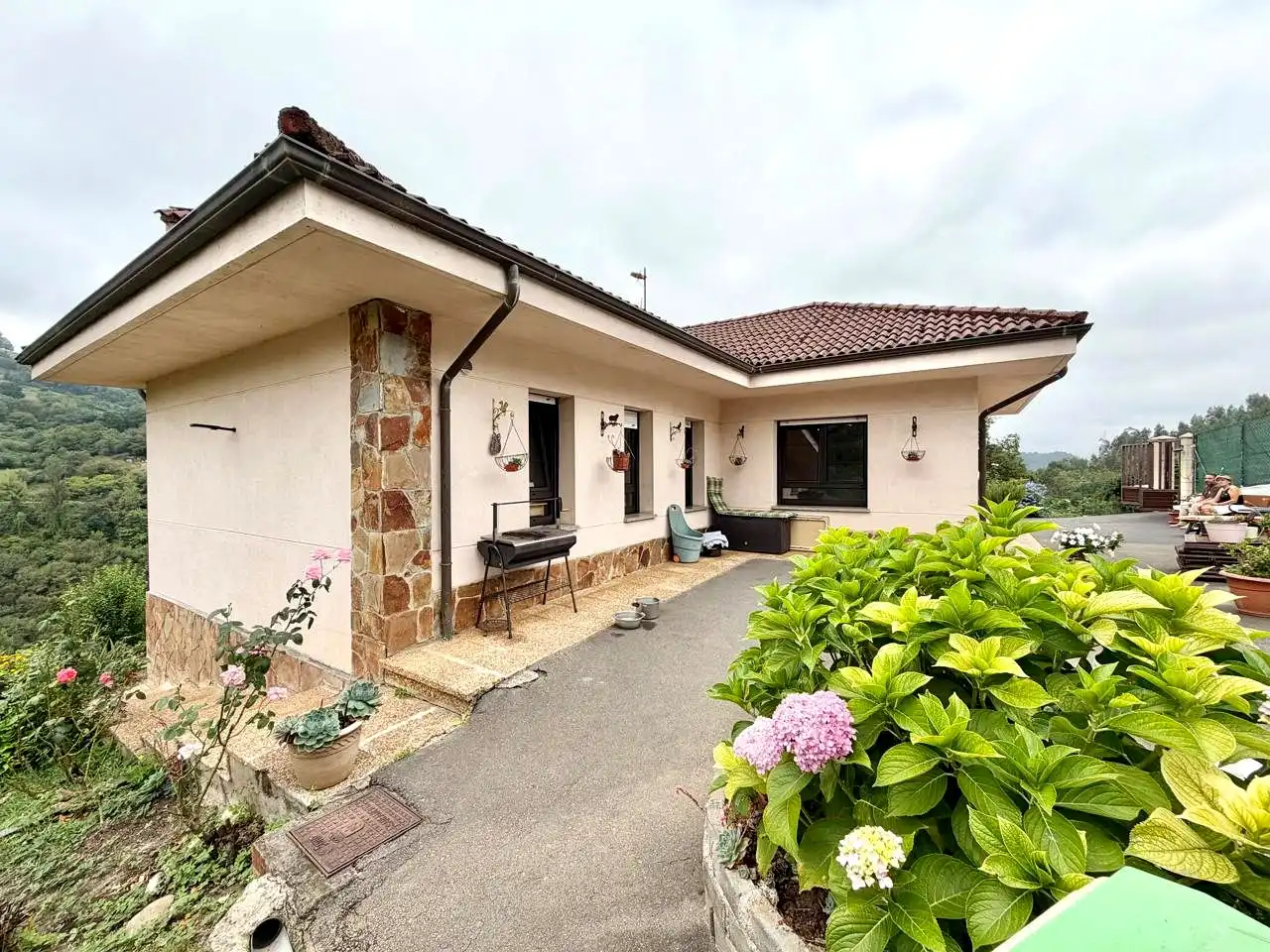 Casa o chalet en venta en LG MORTERA, Parroquias Sur - La Manjoya