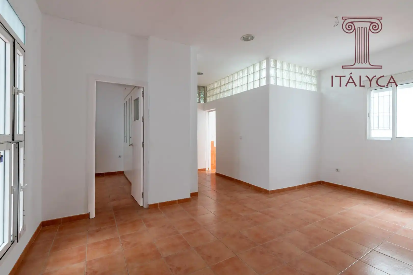 Wohnung zum Verkauf in Sevilla mit Klimaanlage und Heizung