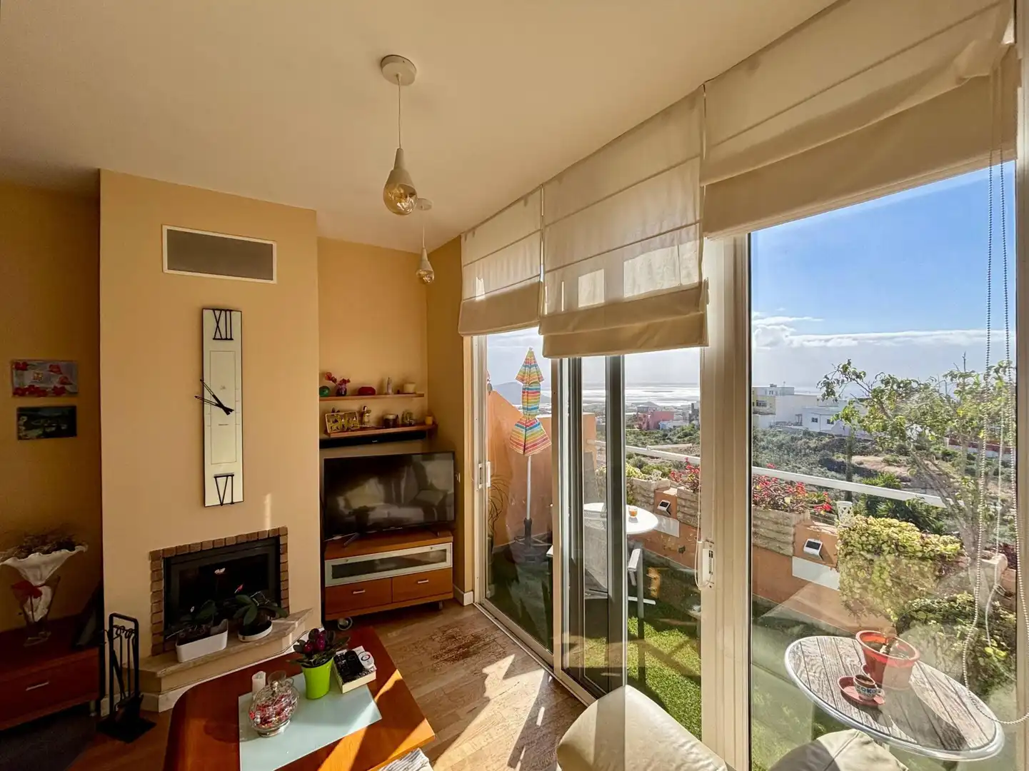 Sala de estar de Ático en venta en Güímar con Parquet, Terraza y Balcón