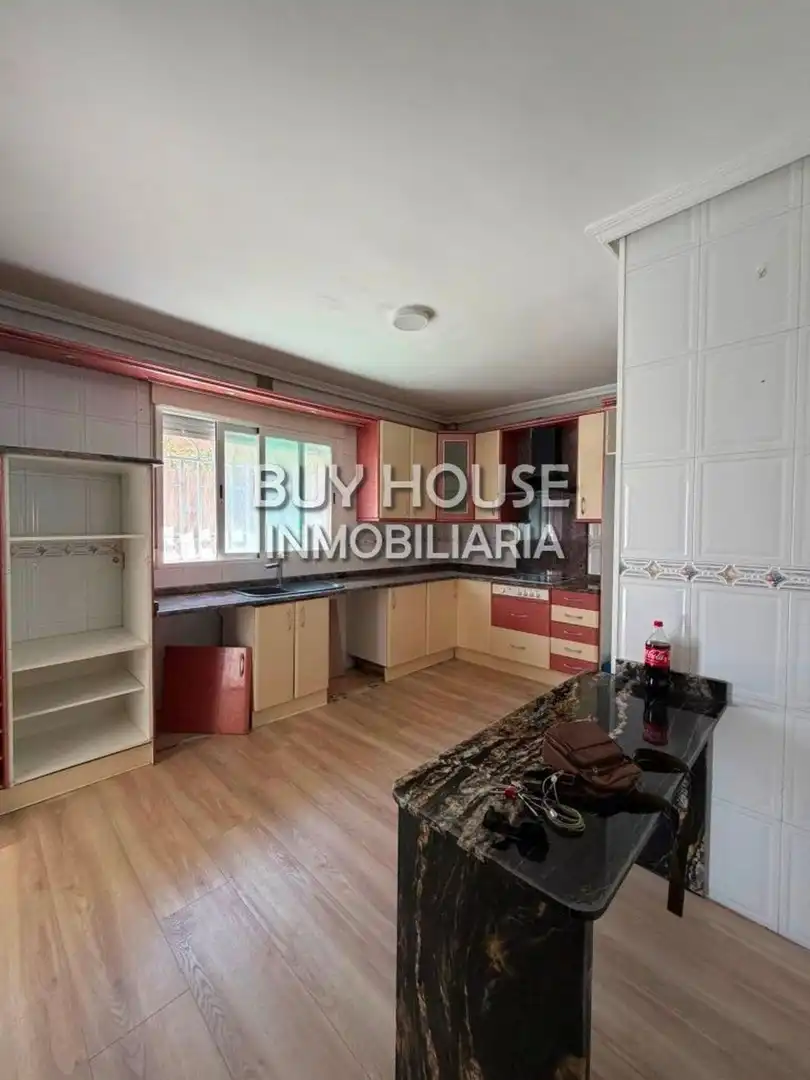 Villa con giardino in vendita a Estación - Cruz Roja, imagen 10