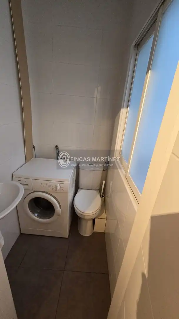 Bathroom of Flat for sale in Cambrils  with Terrace, Furnished and Balcony