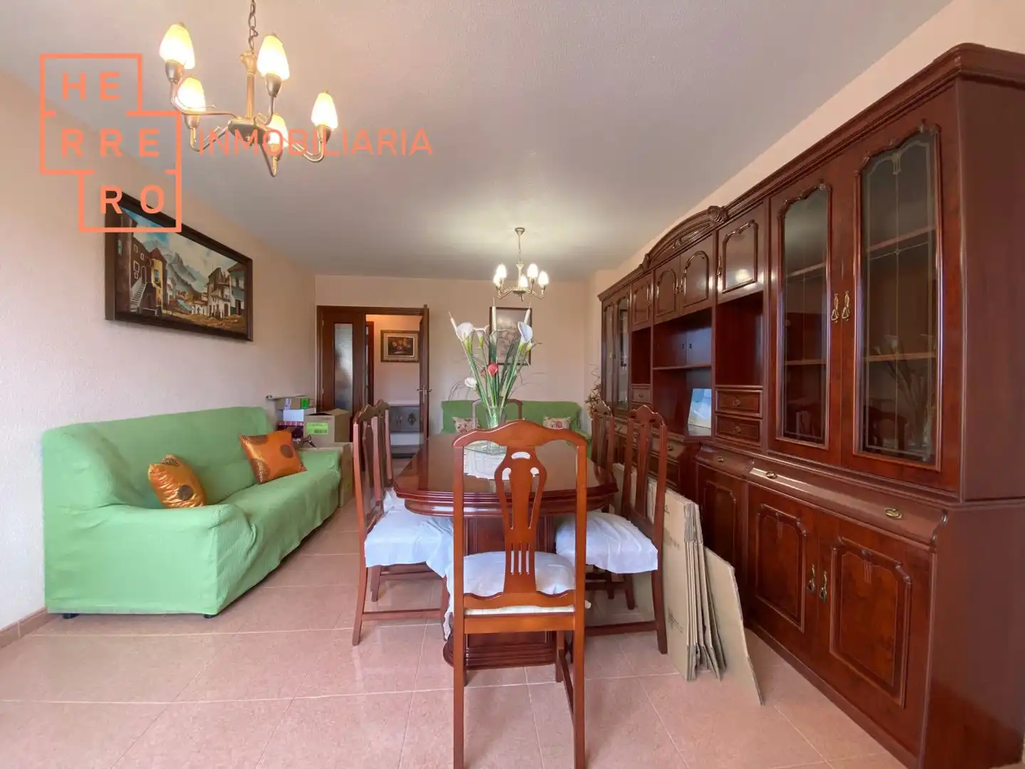 Piso con ascensor en venta en Oeste