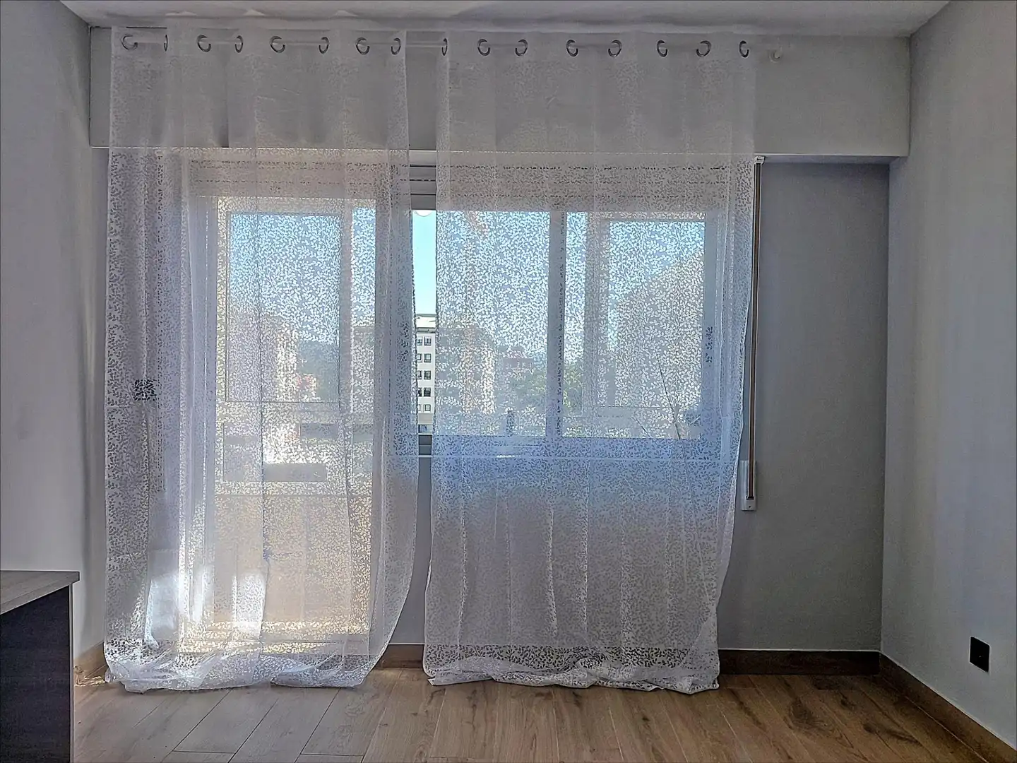 Habitación de Piso en venta en Pontevedra Capital  con Calefacción y Trastero