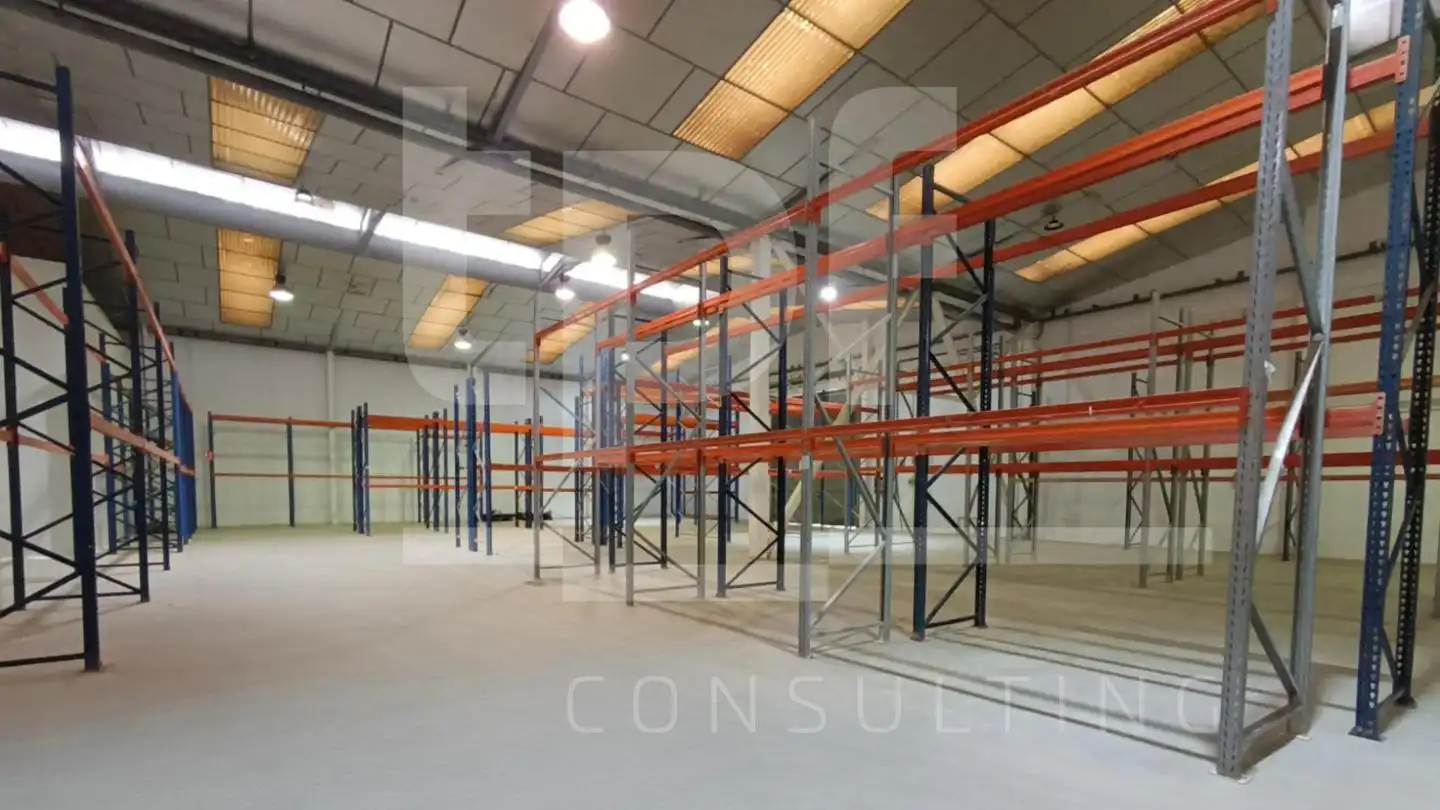 Nau industrial en venda a Calle U