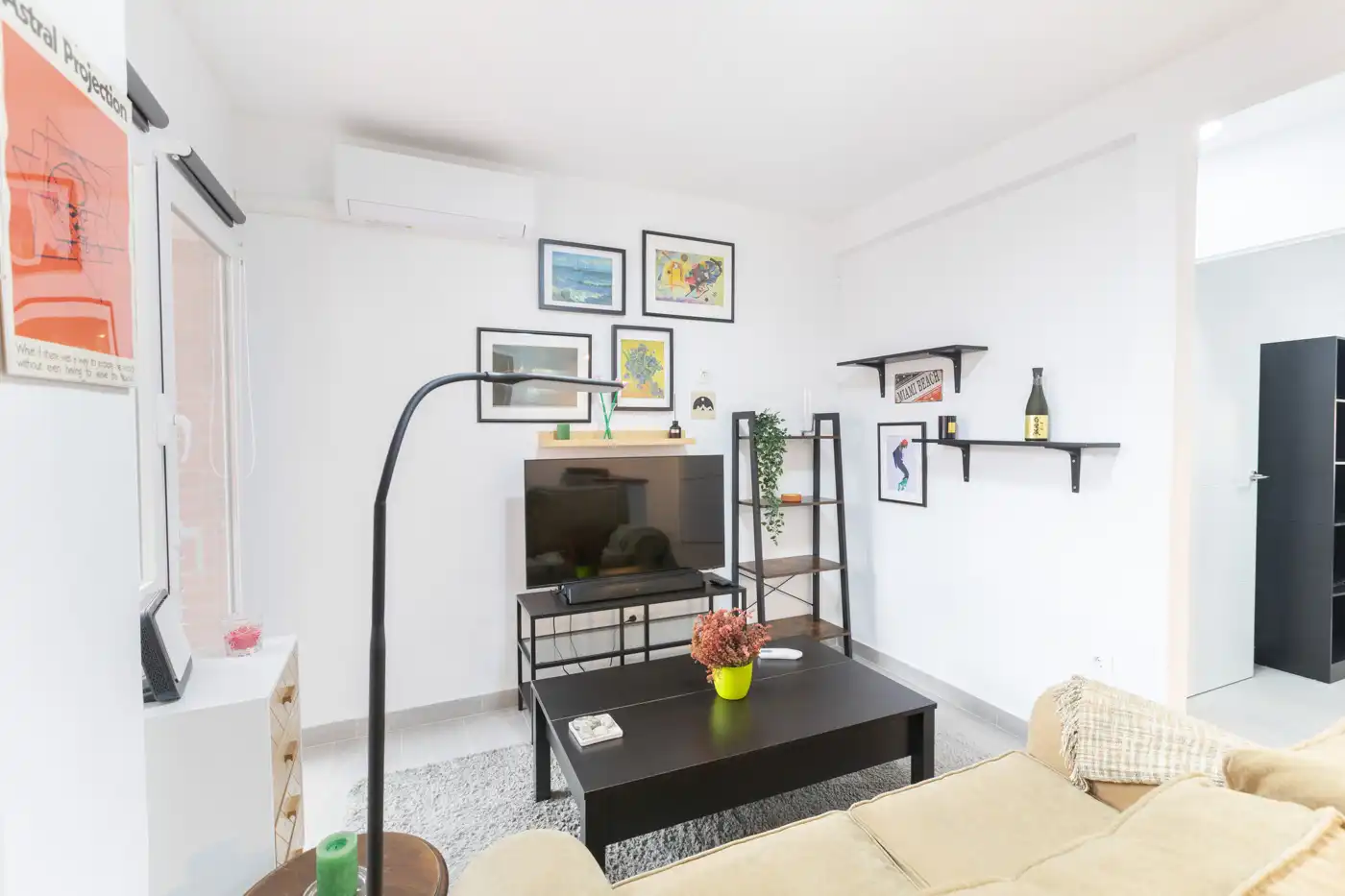 Wohnzimmer von Wohnung zur Miete in Madrid mit Klimaanlage, Heizung und Möbliert