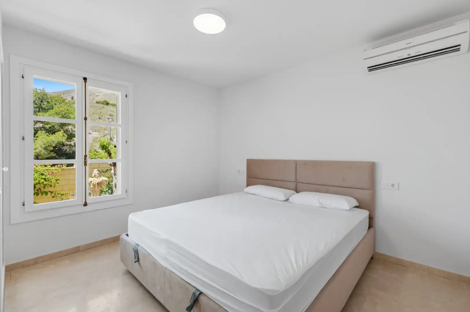 Casa o xalet de lloguer a Golf Bahía