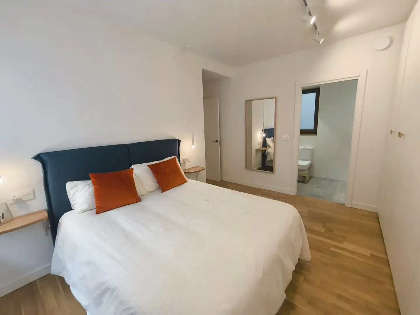Habitación de Piso en venta en Valle de Trápaga-Trapagaran con Calefacción y Amueblado