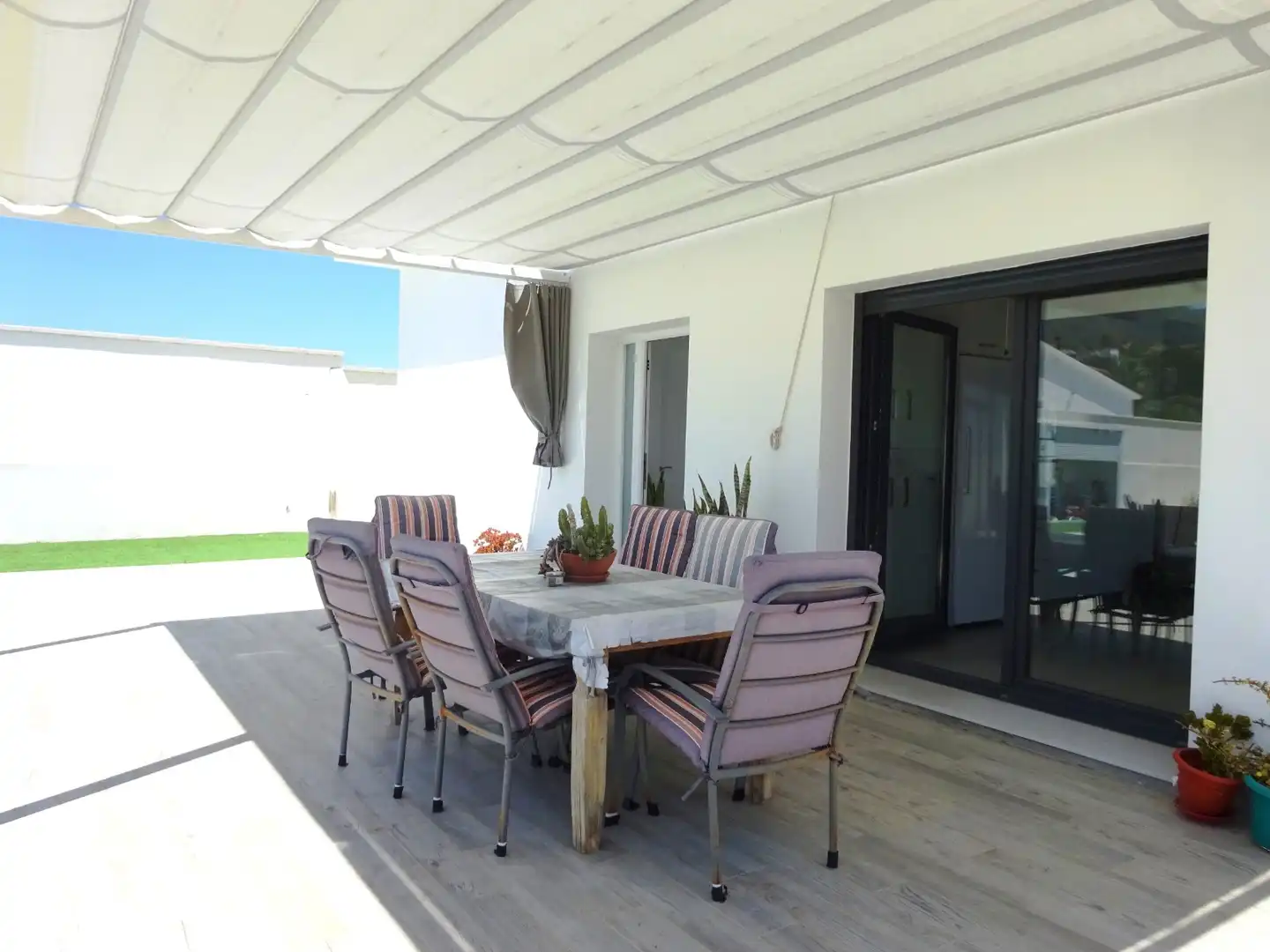 Terrassa de Casa o xalet en venda en Alhaurín de la Torre amb Aire condicionat, Calefacció i Jardí privat