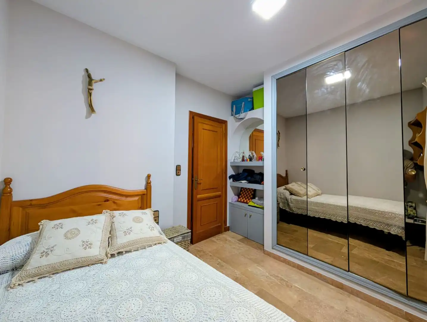 Dormitori de Pis en venda en Loja amb Aire condicionat i Balcó