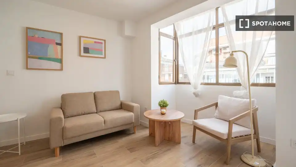 Flat for rent in Madrid, Madrid