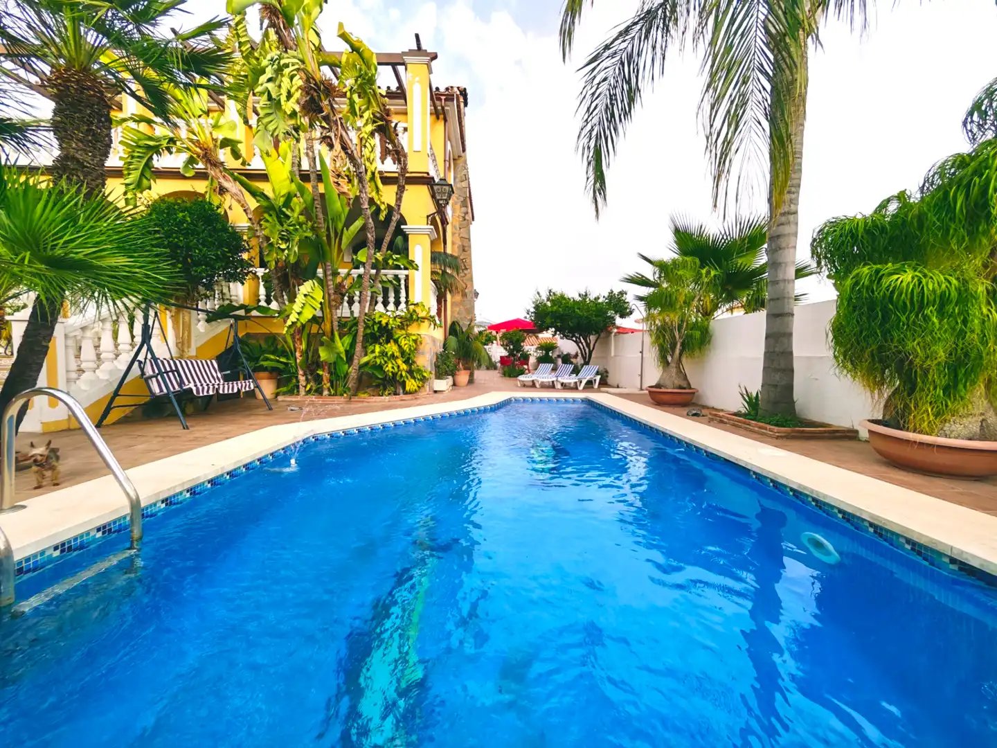 Piscina de Casa o chalet en venta en Alhaurín de la Torre con Aire acondicionado, Calefacción y Jardín privado