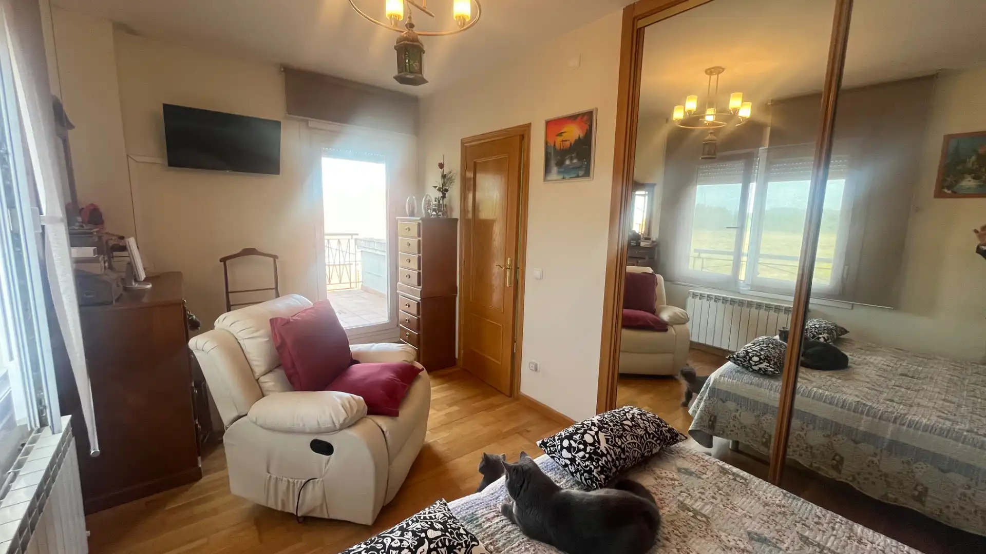 Wohnzimmer von Einfamilien-Reihenhaus zum Verkauf in Mojados mit Heizung und Parkett