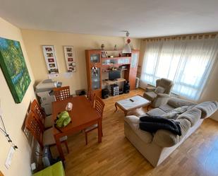 Living room of Single-family semi-detached for sale in Monfarracinos  with Terrace and Balcony