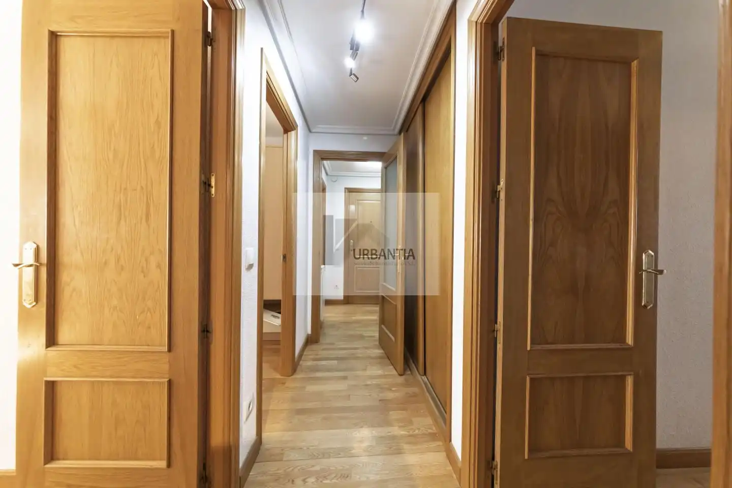 Planta baja en venta en Larraga con Calefacción, Parquet y Terraza