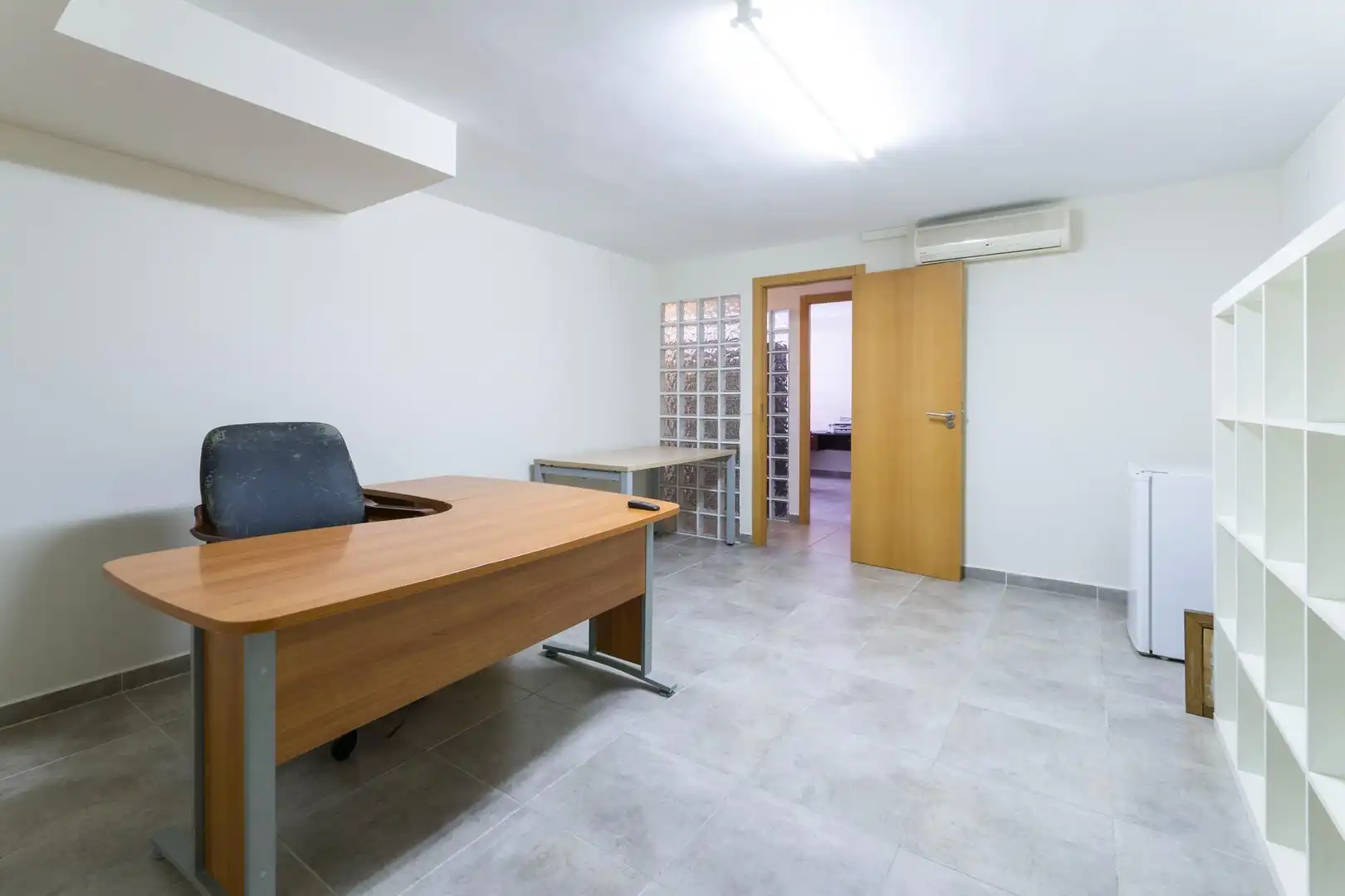 Büro zum Verkauf in Gandia mit Klimaanlage und Heizung