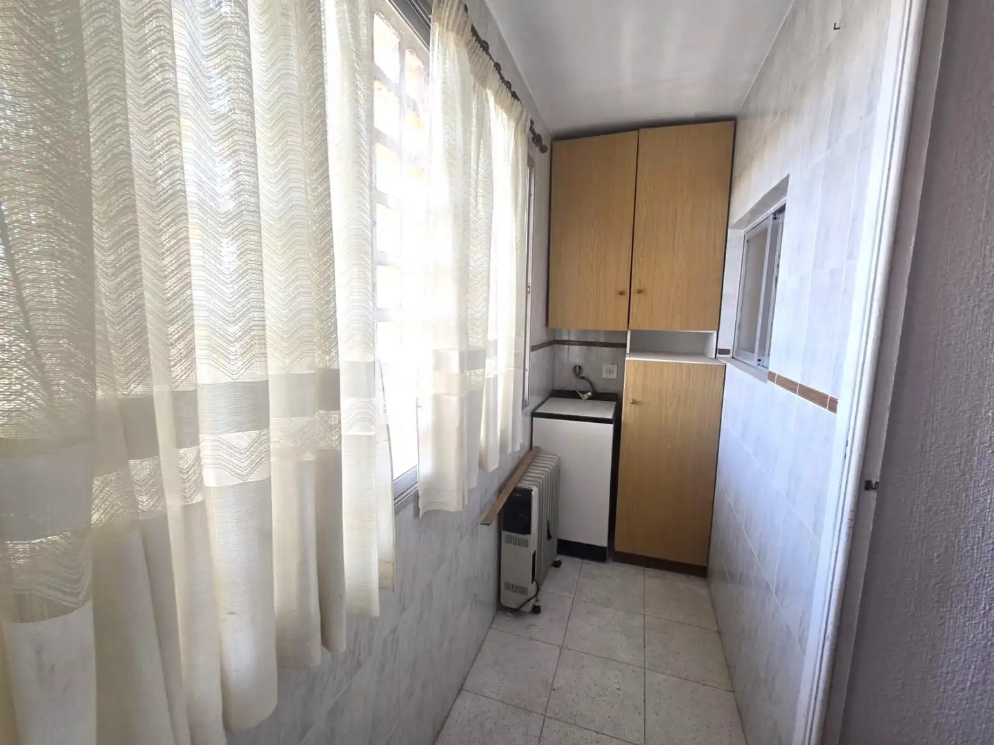 Cocina de Apartamento en venta en Torrevieja con Jardín privado, Terraza y Amueblado