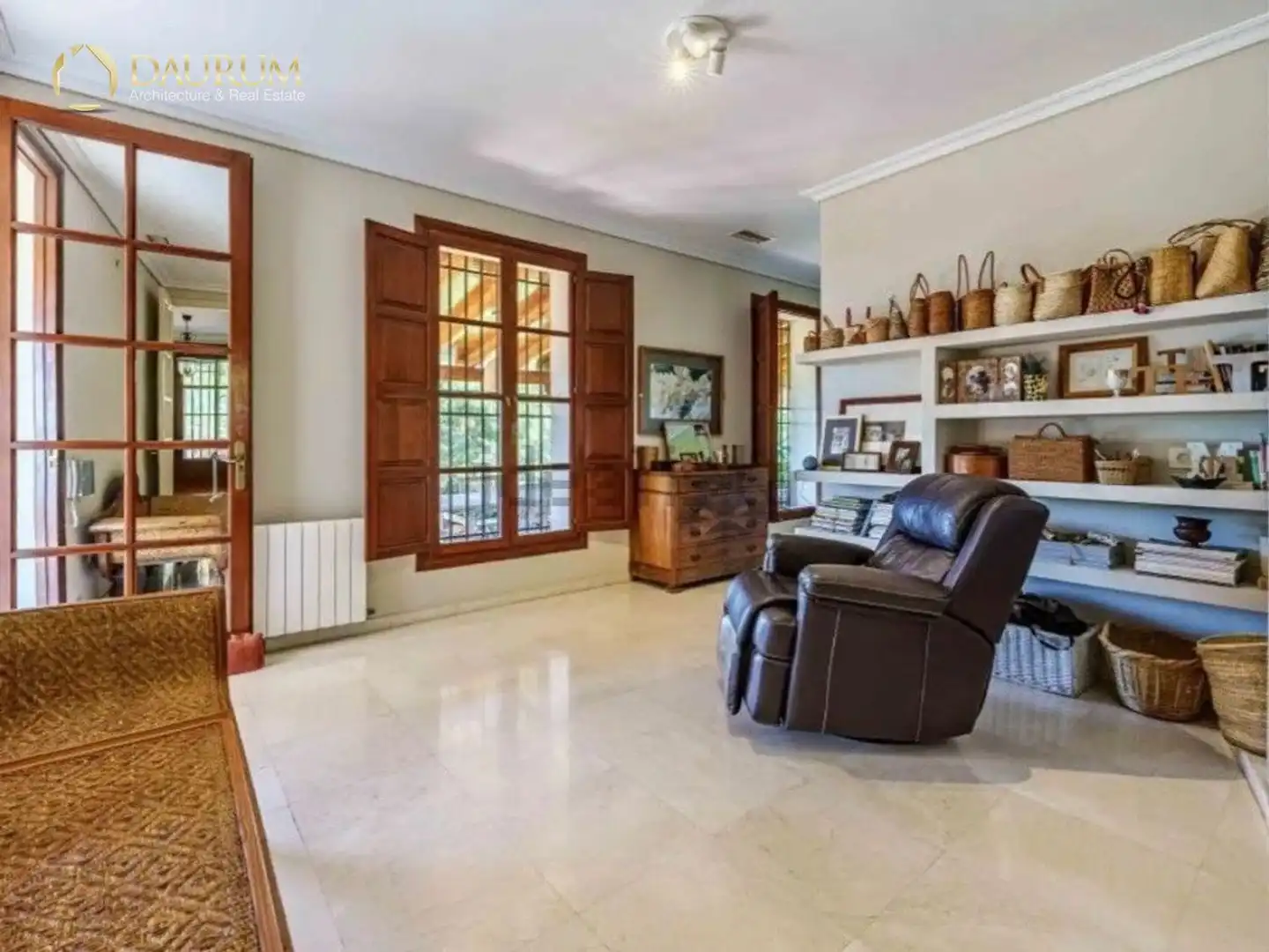 Living room of Houses for sale in Málaga  with Air Conditioner, Private garden and Swimming Pool