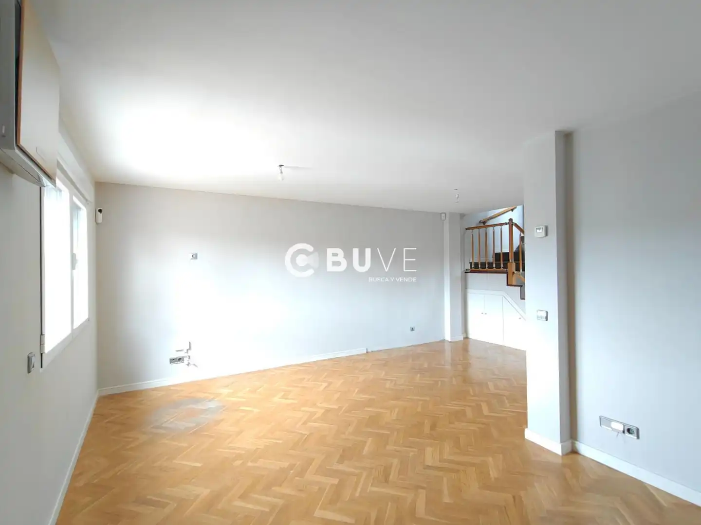 Living room of Houses for sale in Madrid  with Air Conditioner and Heating