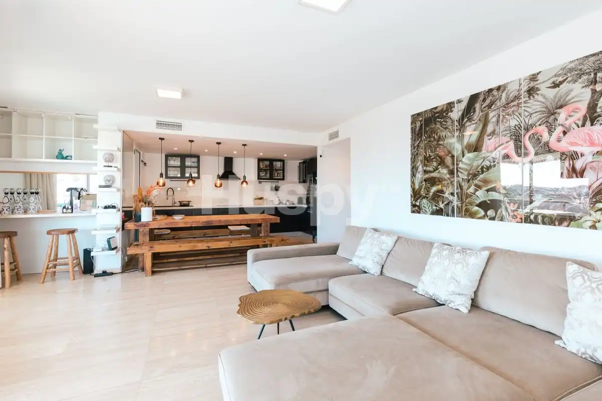 Appartamento con terrazza in vendita a Carrer Gregal, imagen 2