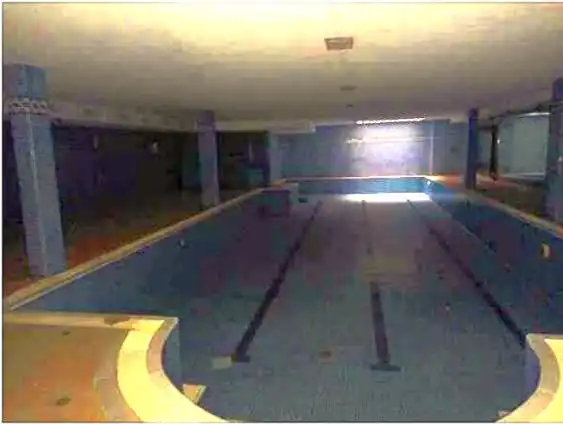 Piscina de Local en venda en Almendralejo