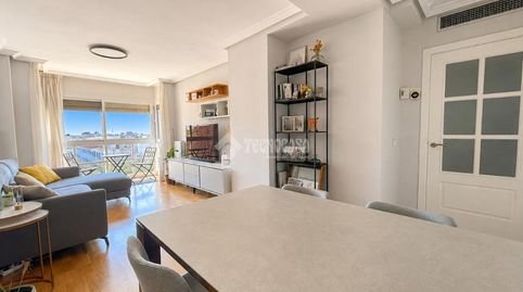 Foto 3 de Piso en venta en Montecarmelo, Madrid Capital
