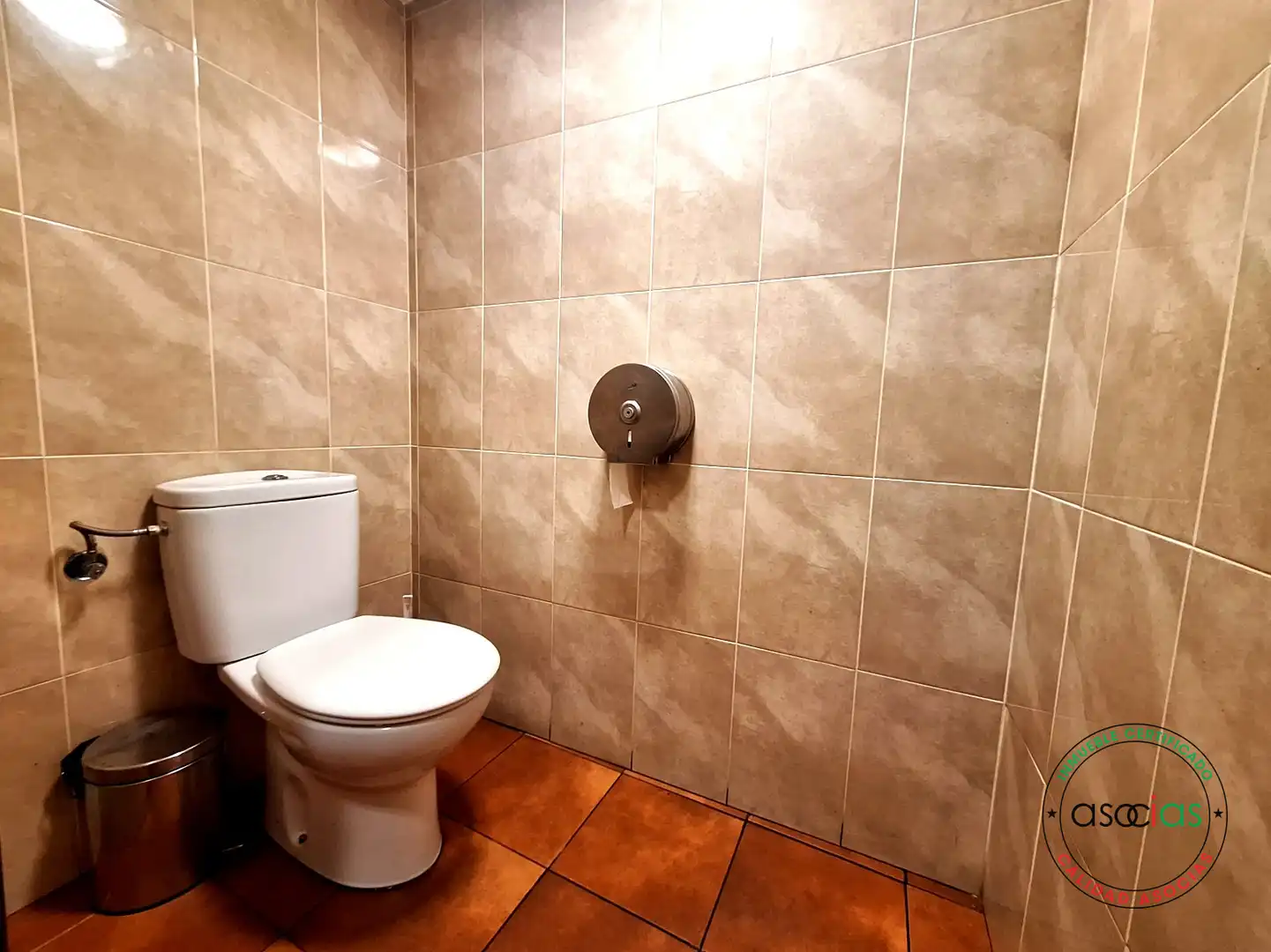 Badezimmer von Geschaftsraum zum Verkauf in Mayorga