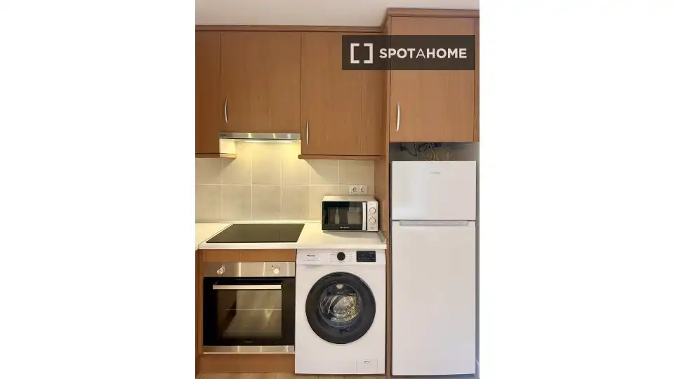 Kitchen of Flat for rent in Madrid  with Air Conditioner, Heating and Furnished