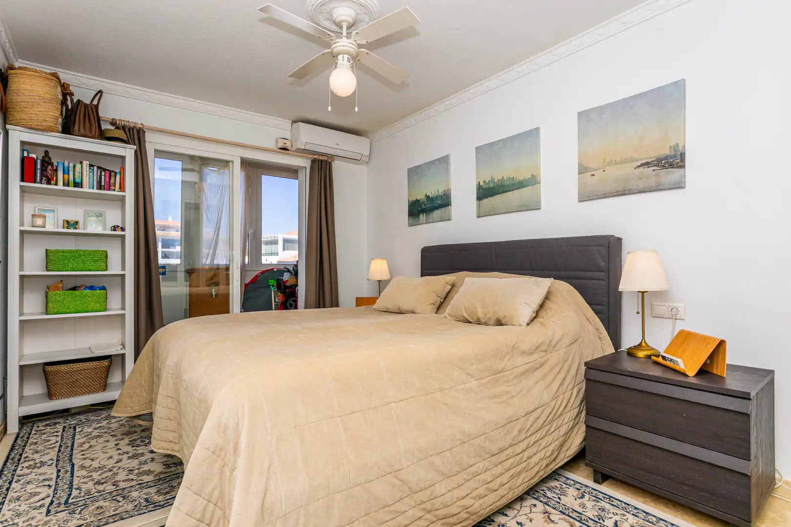 Schlafzimmer von Dachboden zum Verkauf in Mijas mit Klimaanlage, Terrasse und Schwimmbad