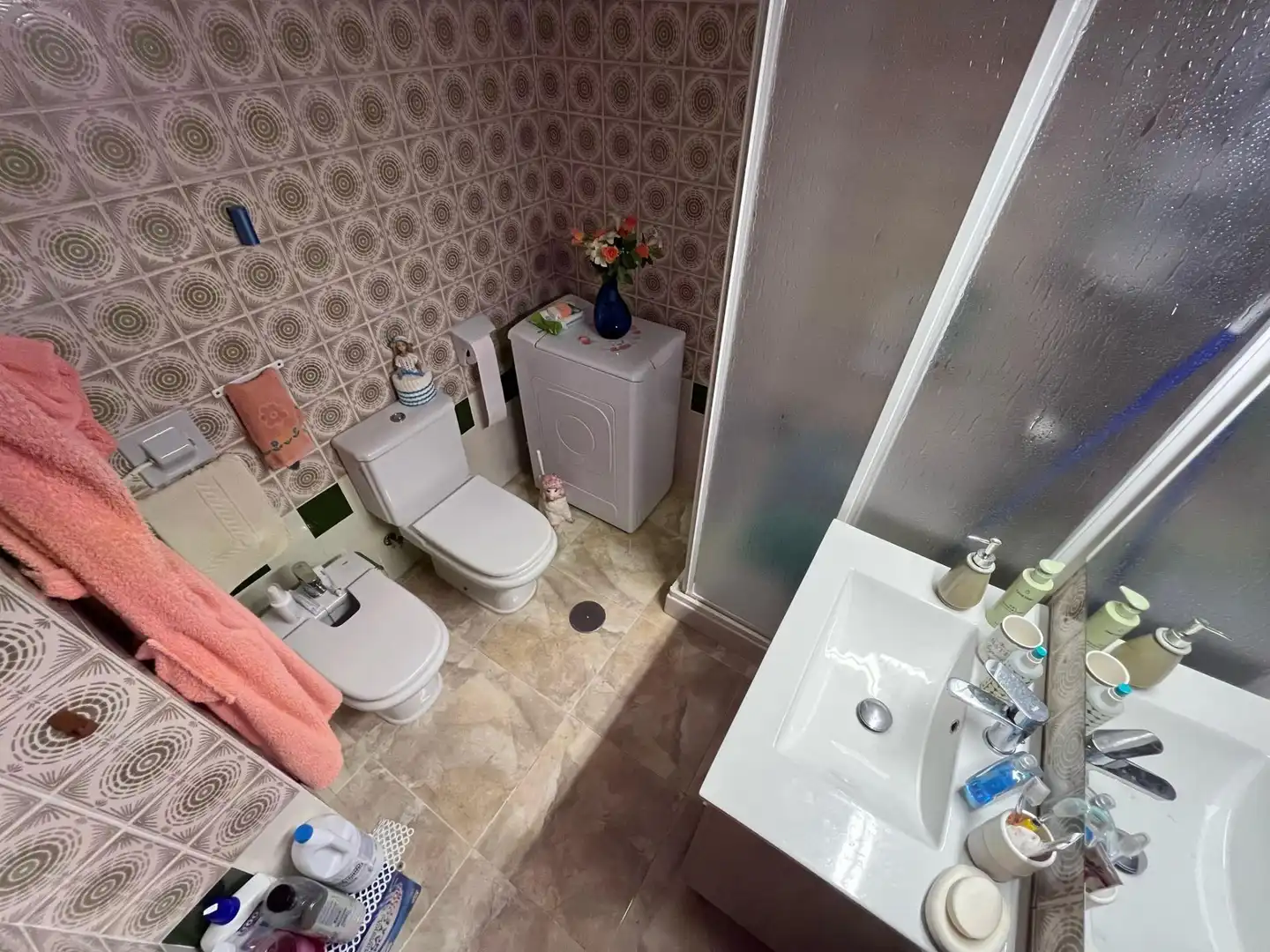 Baño de Piso en venta en Alicante / Alacant con Aire acondicionado, Terraza y Amueblado
