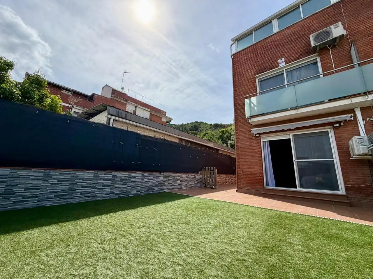 Terraza de Casa adosada en venta en Montcada i Reixac con Aire acondicionado, Calefacción y Jardín privado