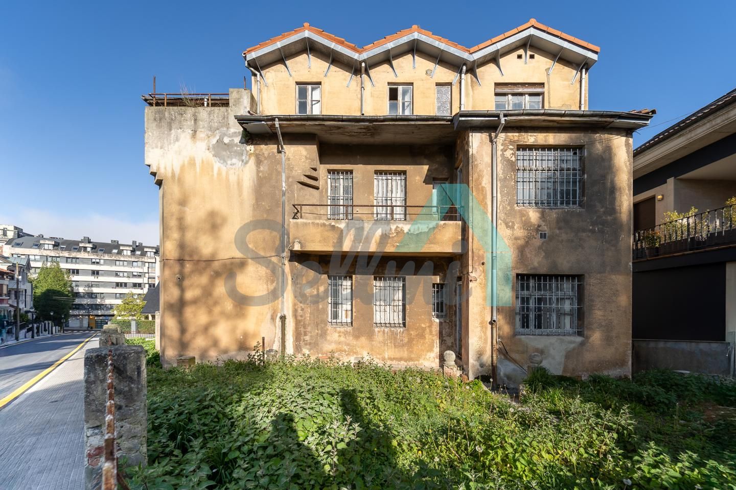 Vista exterior de Casa o chalet en venta en Oviedo  con Jardín privado y Terraza