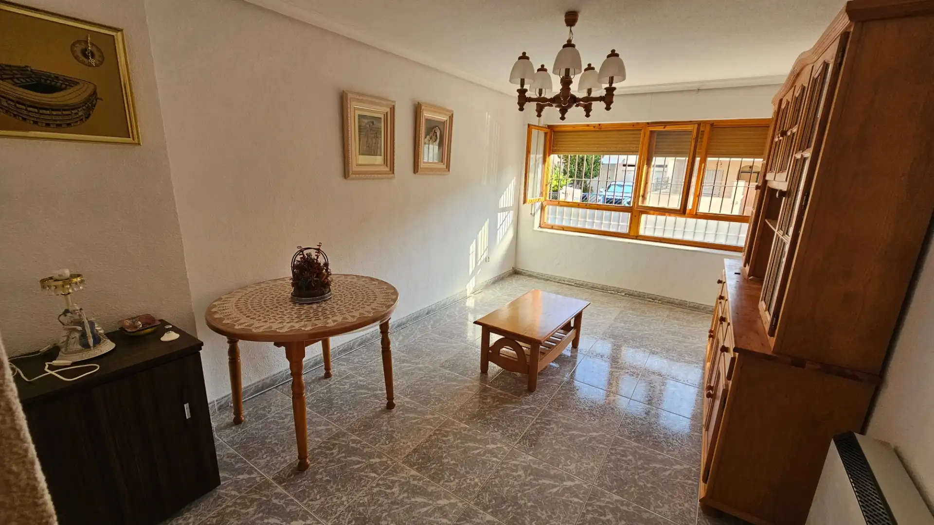 Sala d'estar de Casa adosada de lloguer en El Campello amb Terrassa, Traster i Moblat