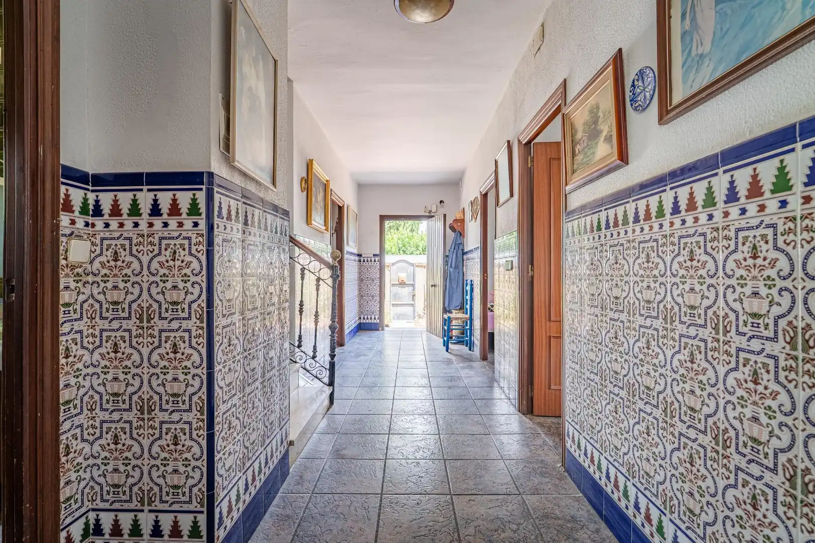 Casa o xalet en venda en Tomares amb Jardí privat, Terrassa i Traster