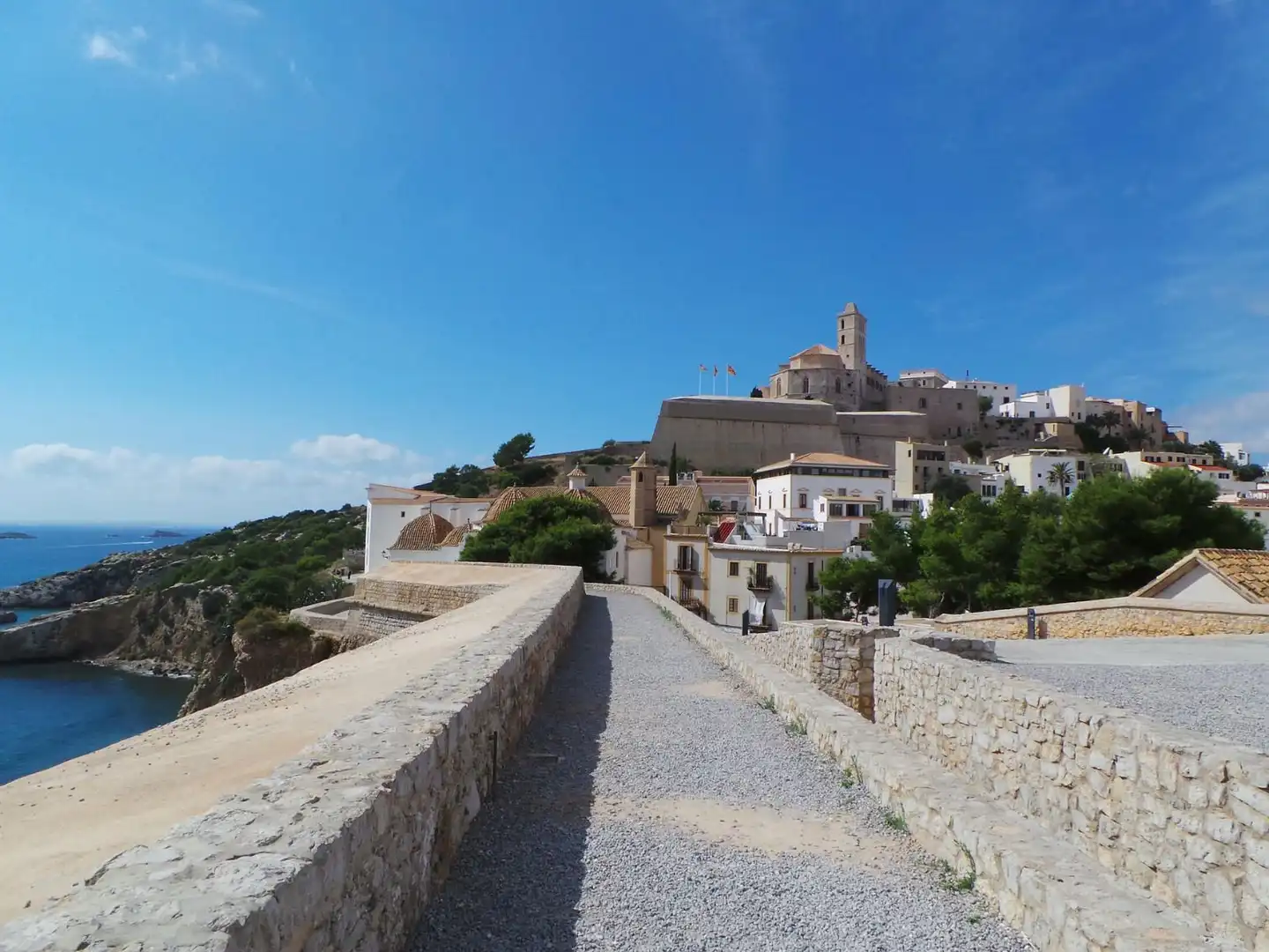 Vista exterior de Apartamento en venta en Eivissa con Aire acondicionado, Calefacción y Terraza