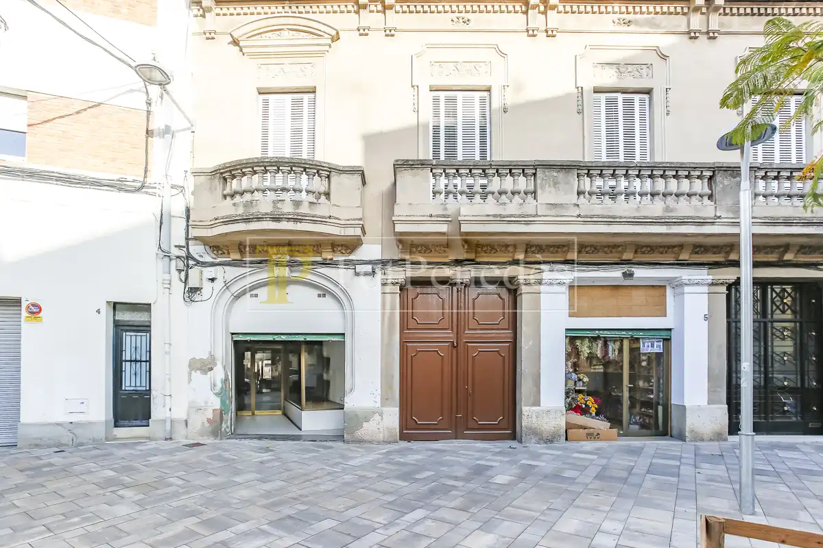 Local comercial de lloguer a Centre Vila, imagen 2