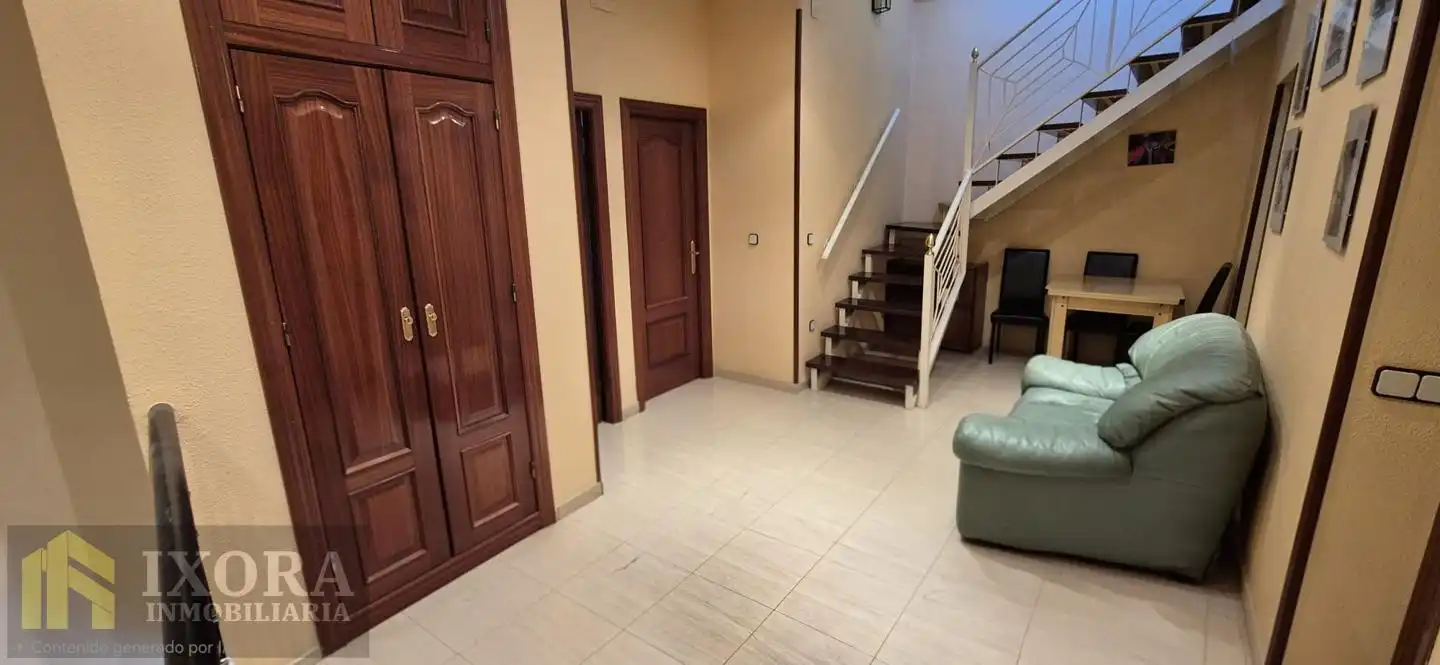 Casa o xalet en venda en Linares amb Aire condicionat i Terrassa